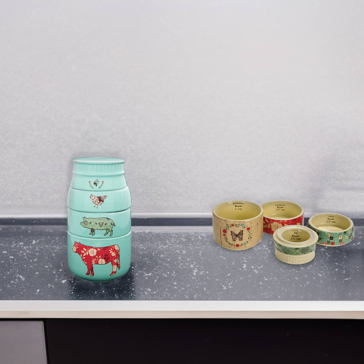 Farm Animals - 6" x 3.5" Stacked Measuring Cups